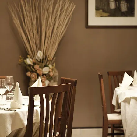 Assia Hotel 3*