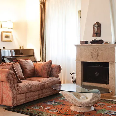 Hotel Assia 3*
